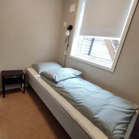 Sentral Leilighet I *